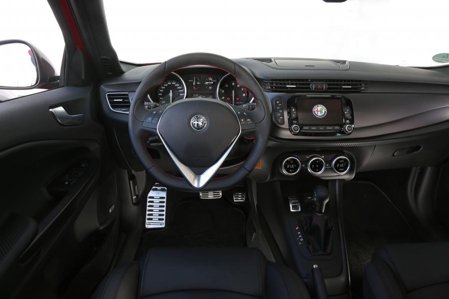 Торпедо Alfa Romeo Giulietta Veloce (940) 2016 года  (WW) (фото 27 из 27)